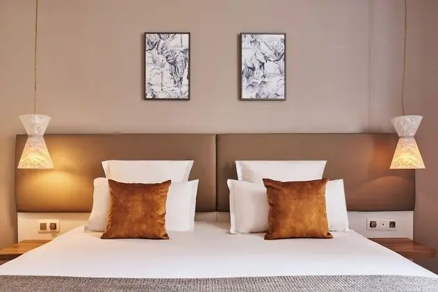 Premium Üç Kişilik Oda (Avec Balcon)