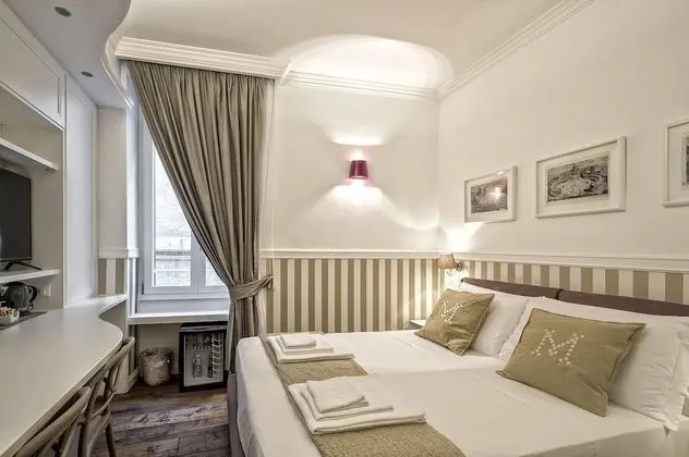 Superior Tek Büyük Yataklı Oda