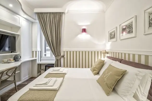 Superior Tek Büyük Yataklı Oda