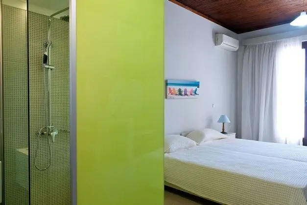 Stüdyo, Kısmi Deniz Manzaralı