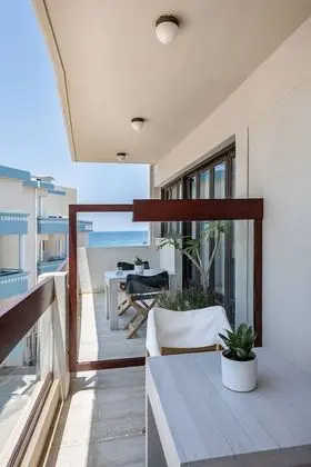 Stüdyo, Kısmi Deniz Manzaralı