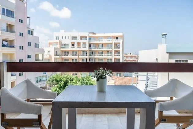 Stüdyo, Kısmi Deniz Manzaralı