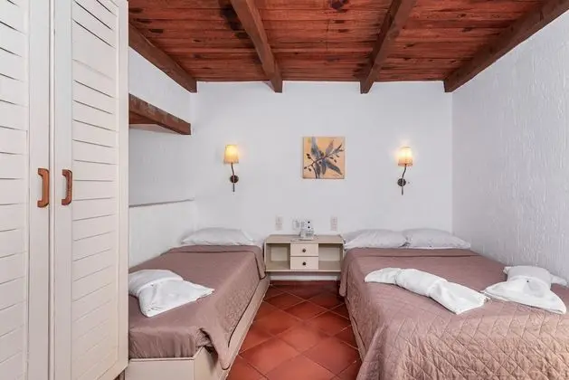 One- Bedroom Maisonette