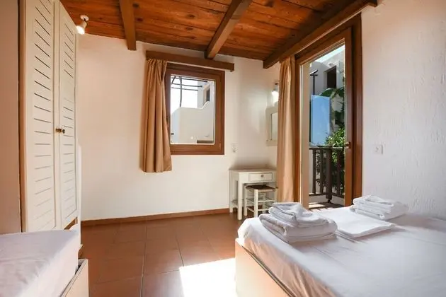 One- Bedroom Maisonette