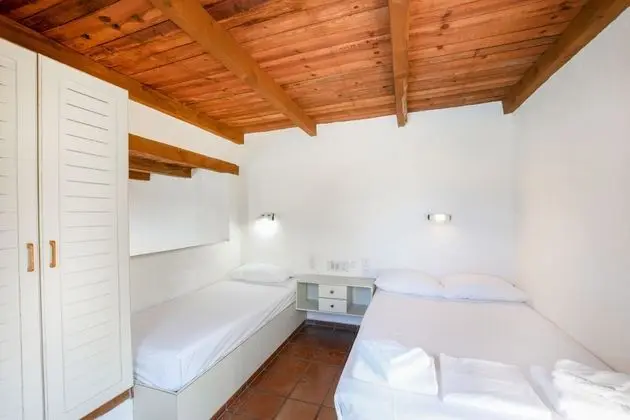 One- Bedroom Maisonette