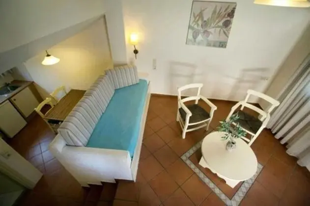 One- Bedroom Maisonette