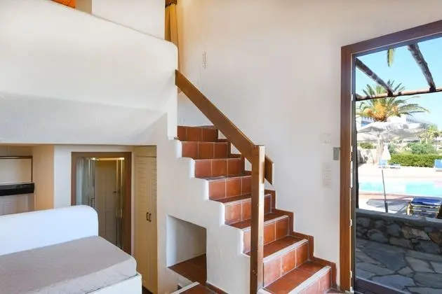 One- Bedroom Maisonette