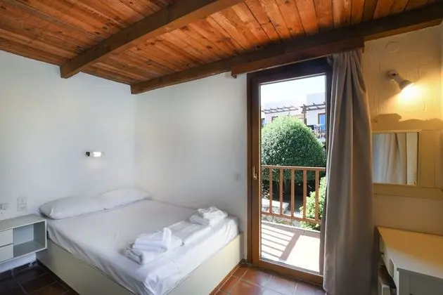 One- Bedroom Maisonette