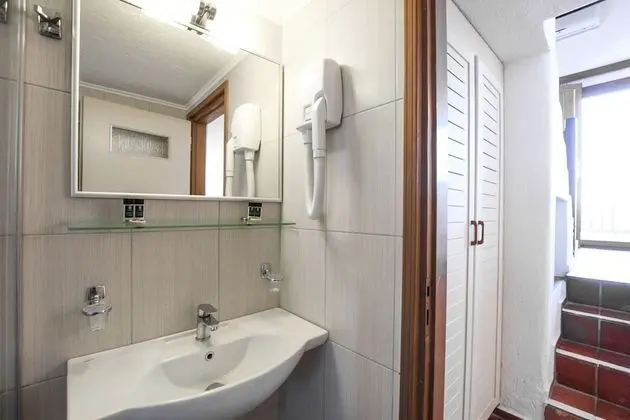 One- Bedroom Maisonette