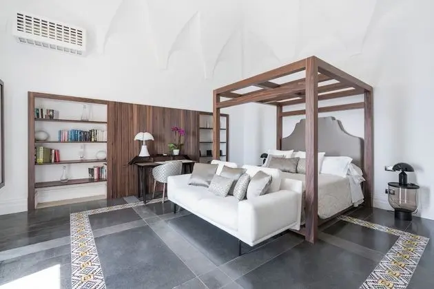 Deluxe Tek Büyük Yataklı Oda, Balkon, Deniz Manzaralı