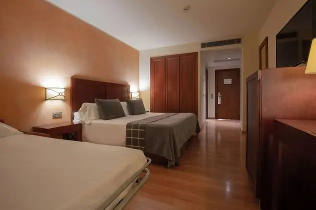 Üç Kişilik Oda (2 Adults + 1 Child)