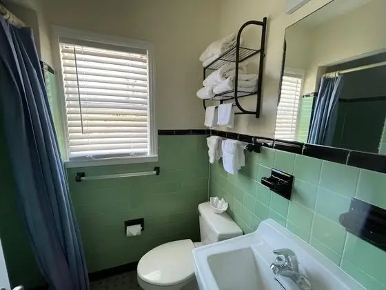 Deluxe 2 Room Suite with Two Queen Beds and Kitchen