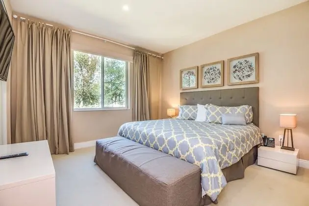 Ev (Magic Village Resort Property 2 Mins )