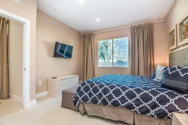 Ev (Magic Village Resort Property 2 Mins )