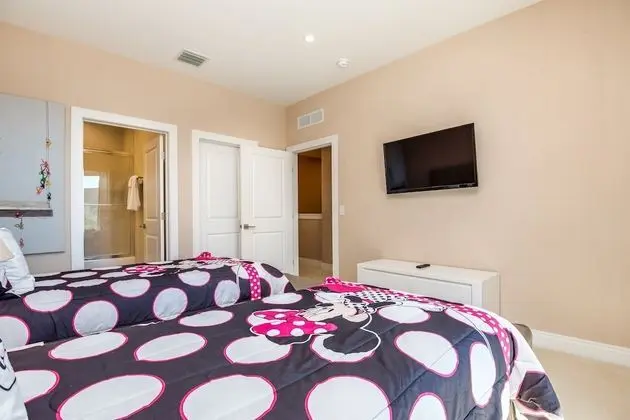 Ev (Magic Village Resort Property 2 Mins )