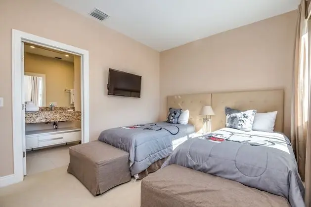 Ev (Magic Village Resort Property 2 Mins )