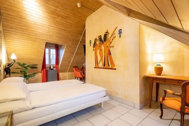 Egypt Room