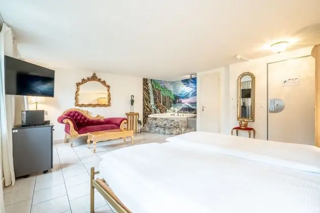 King Suite