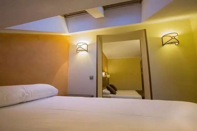 Üç Kişilik Oda (2 adults + 1 child)