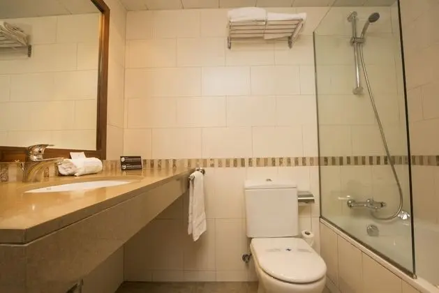 Üç Kişilik Oda (2 adults + 1 child)