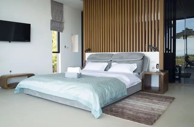 Honeymoon Private Swimming pool Sea view Suite