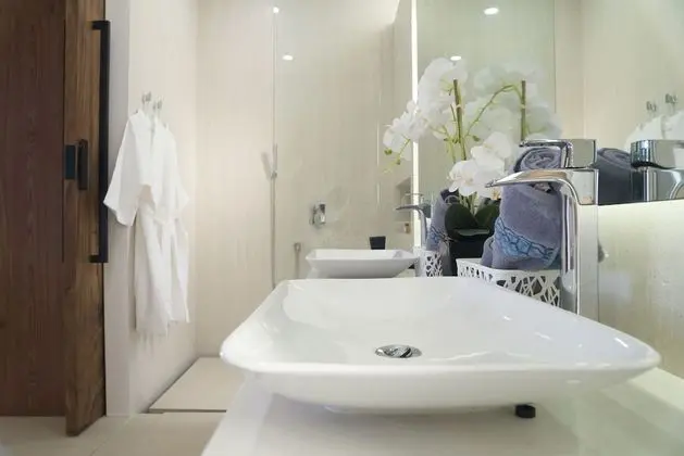 Honeymoon Private Swimming pool Sea view Suite