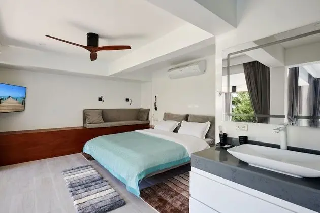 Magic View Private Spa Suite