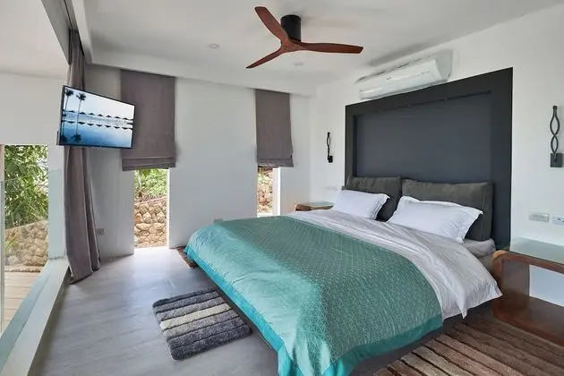 Sunrise Private Spa Suite