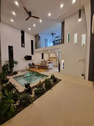 Sunrise Private Spa Suite