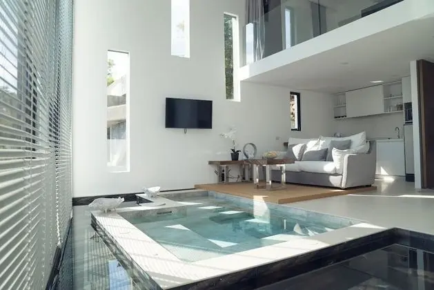 Sunrise Private Spa Suite