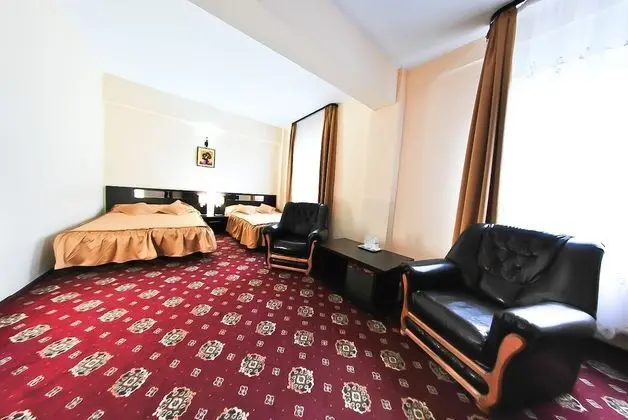 Comfort Tek Büyük veya İki Ayrı Yataklı Oda