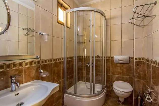 Tek Büyük veya İki Ayrı Yataklı Oda
