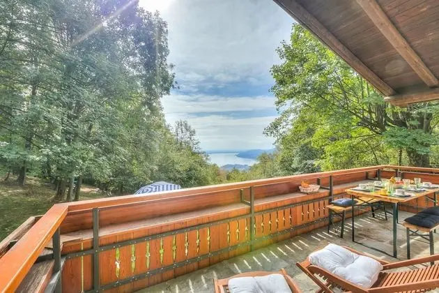 Family Ev, Birden Çok Yatak, Bahçeli (Magic Woodland Escape Lake View)