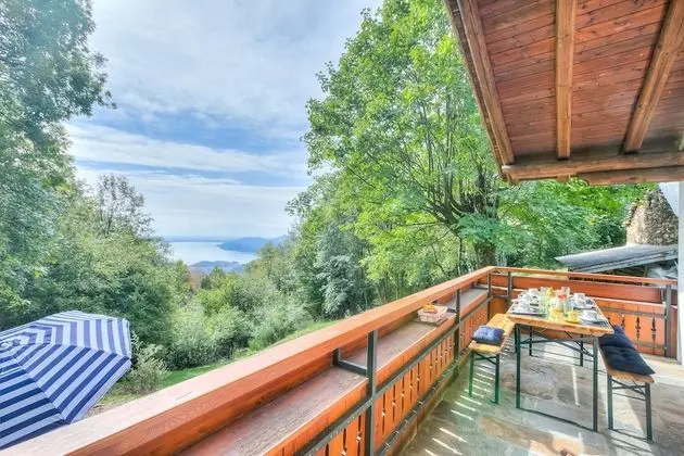 Family Ev, Birden Çok Yatak, Bahçeli (Magic Woodland Escape Lake View)