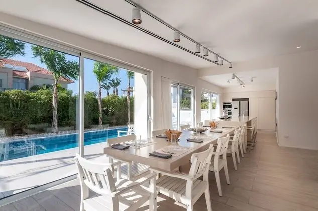 Villa, Banyolu/Duşlu