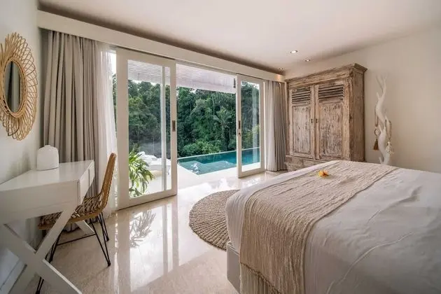 Villa, 4 Yatak Odası, Sigara İçilebilir, Kişiye Özel Havuzlu