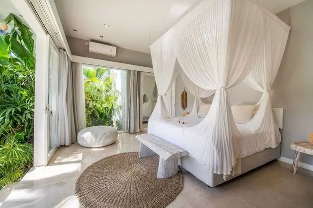 Villa, 4 Yatak Odası, Sigara İçilebilir, Kişiye Özel Havuzlu