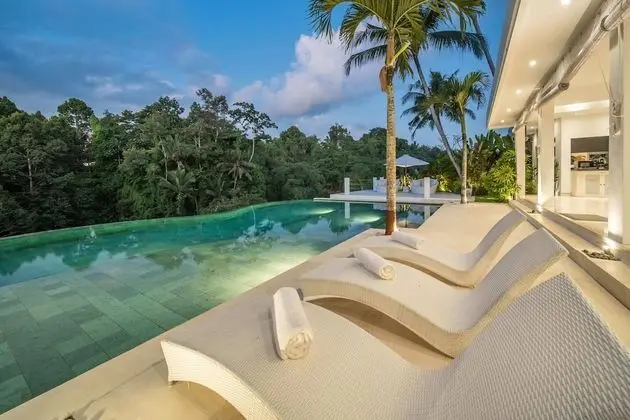 Villa, 4 Yatak Odası, Sigara İçilebilir, Kişiye Özel Havuzlu