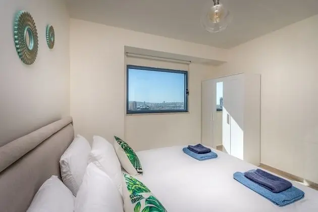 Royal Çatı Katı Süiti (Penthouse), Birden Çok Yatak, Sigara İçilmez