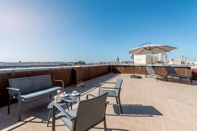 Royal Çatı Katı Süiti (Penthouse), Birden Çok Yatak, Sigara İçilmez