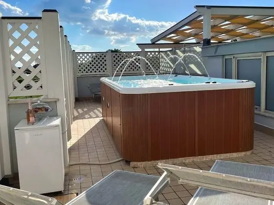 Apart Daire, 1 Yatak Odası, Küçük Mutfak (BRISEIDE)