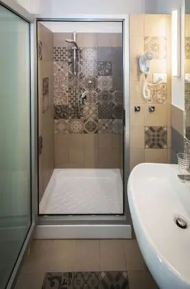 Deluxe Tek Büyük veya İki Ayrı Yataklı Oda, 1 Büyük (Queen) Boy Yatak ve Çekyat, Balkon