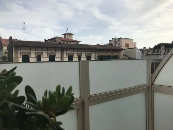 Classic Tek Büyük Yataklı Oda, Balkon, Avlu Manzaralı