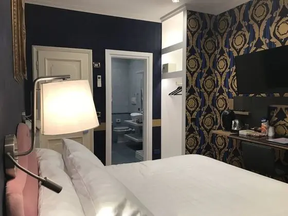 Exclusive Tek Büyük Yataklı Oda, Kısmi Deniz Manzaralı