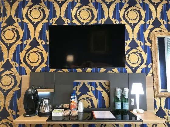 Exclusive Tek Büyük Yataklı Oda, Kısmi Deniz Manzaralı