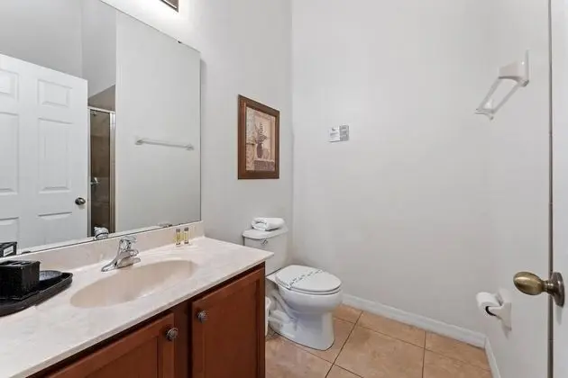 Ev