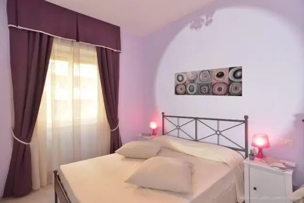 Üç Kişilik Oda