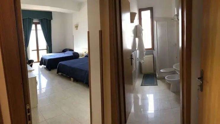 Dört Kişilik Oda