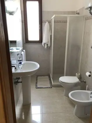 Üç Kişilik Oda