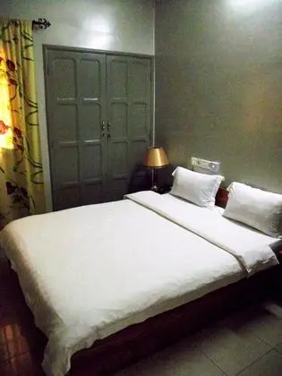 Premium Tek Büyük Yataklı Oda